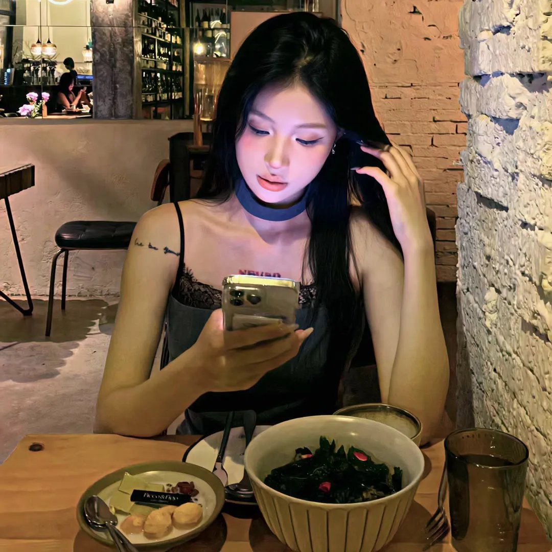 尤莉亚老师的红线 在线观看